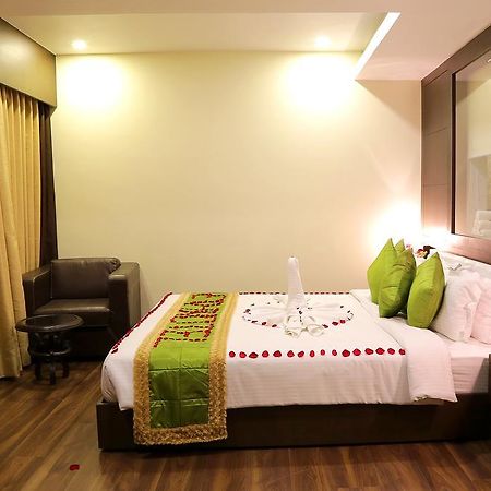Ethnotel, Kolkata Airport Екстериор снимка