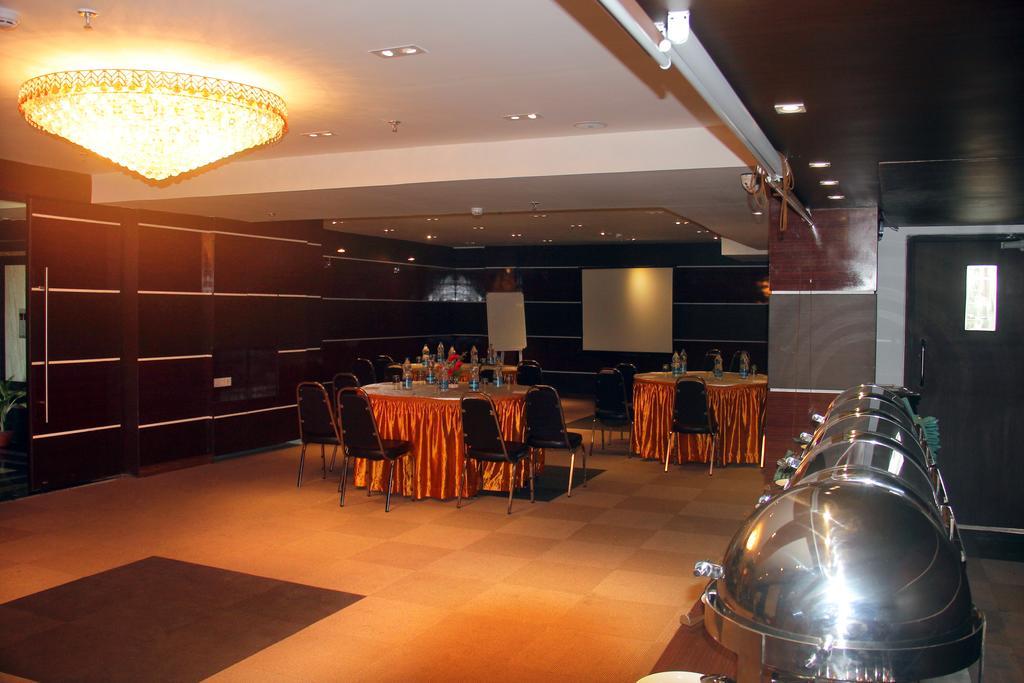 Ethnotel, Kolkata Airport Екстериор снимка