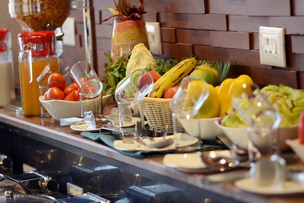 Ethnotel, Kolkata Airport Екстериор снимка
